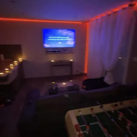 Maison Avec Jacuzzi Hébergement de vacances Nerville-la-Foret